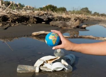 How Disposal Waste Impacts Global Warming Trends?