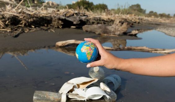 How Disposal Waste Impacts Global Warming Trends?