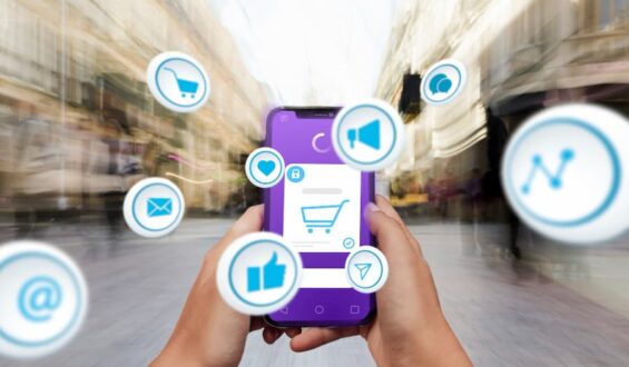 How Social Media Marketing Benefits Local Stores?