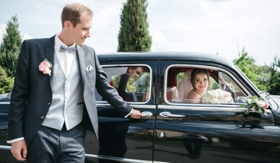 Top 5 Wedding Transport Options For Large Groups