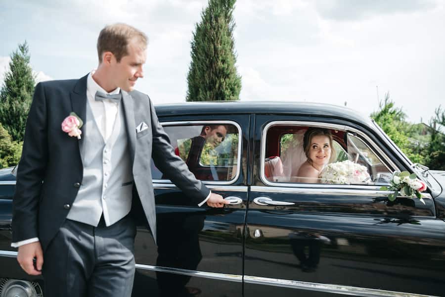 Top 5 Wedding Transport Options For Large Groups