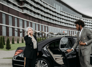 Chauffeur Services London: Experience Comfort, Class, and Convenience