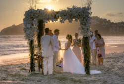 Destination Wedding vs Local Wedding: Costs and Benefits