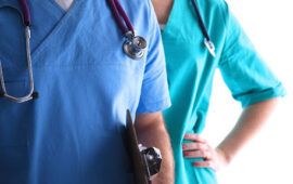 How To Choose The Best Attire For Healthcare Professionals?